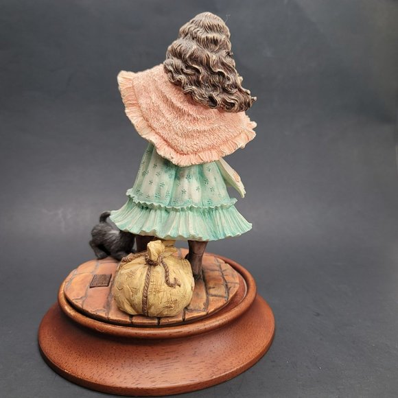 Ellis Island ROSA My American Dream from Mexico 1992 Numbered with Stand PD013 - Picture 4 of 7